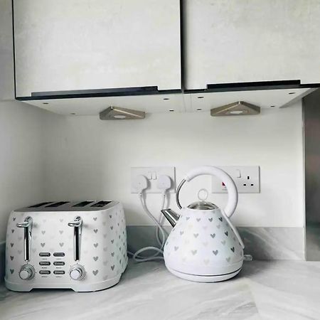 Appartamento Stylish New Built Manchester Esterno foto